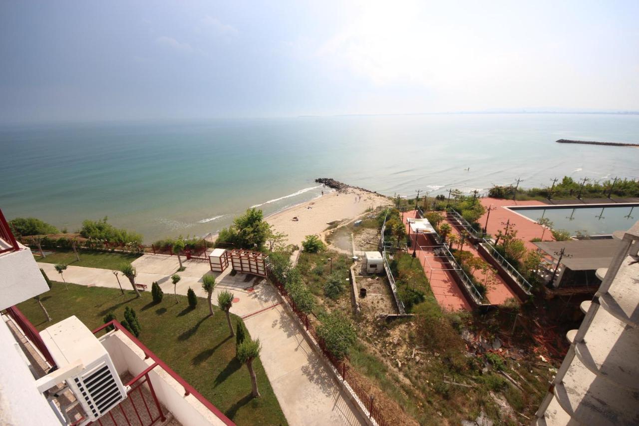 Fort Noks - Menada Apartments Sveti Vlas Exterior foto