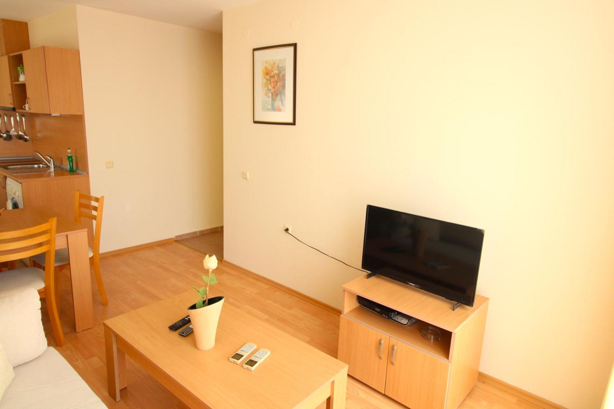 Fort Noks - Menada Apartments Sveti Vlas Exterior foto